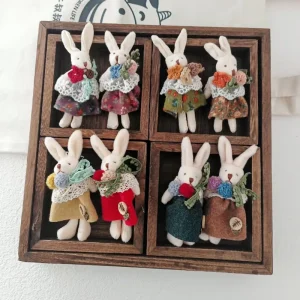 test_Cute Floral Rabbit Pin Brooch Fabric Art Cartoon Style Fresh Country Girl Skirt Accessory Fashionable Jewelry Pin