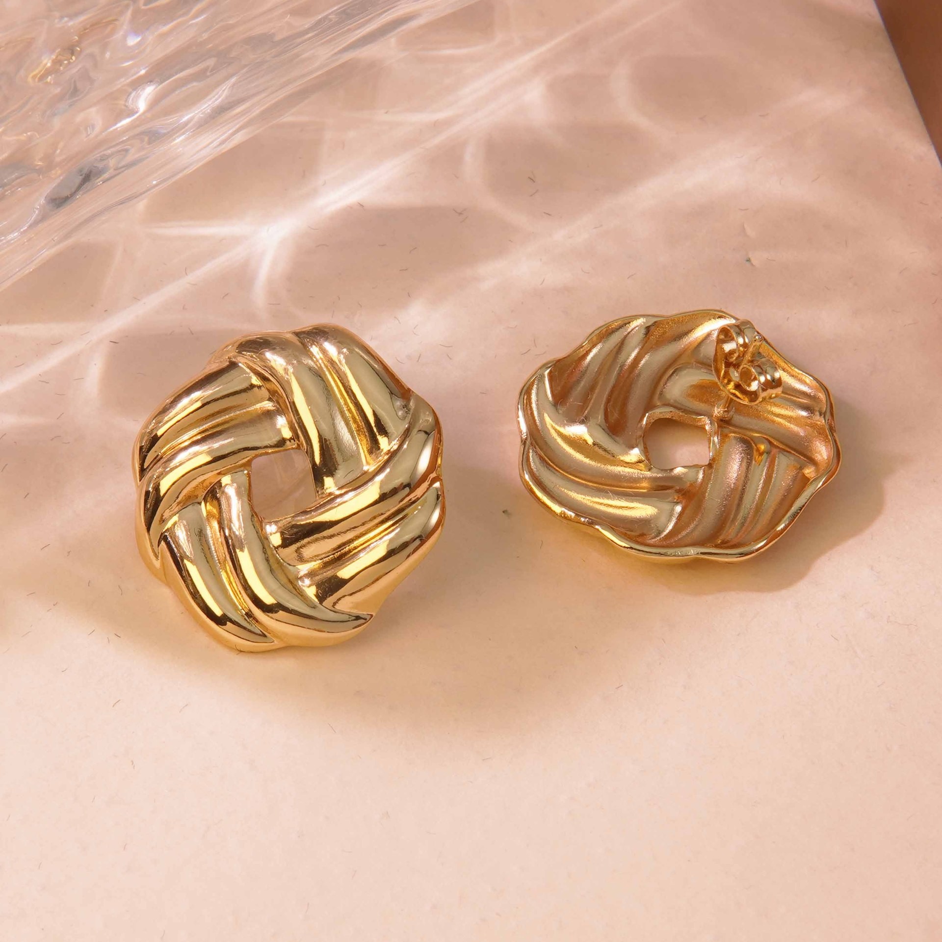 test_1 Pair French Style Classic Style Geometric Round Hollow Out 304 Stainless Steel Imitation Gold  Ear Studs