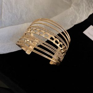 test_Exaggerated Novelty Irregular Alloy Wholesale Wide Bracelet Bangle