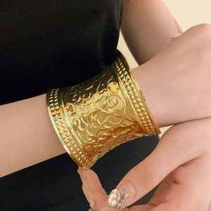 test_Exaggerated Novelty Irregular Alloy Wholesale Wide Bracelet Bangle